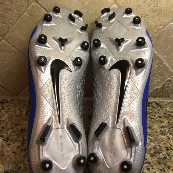 Nike Phantom VSN soccer Cleats - Picture 4 of 8
